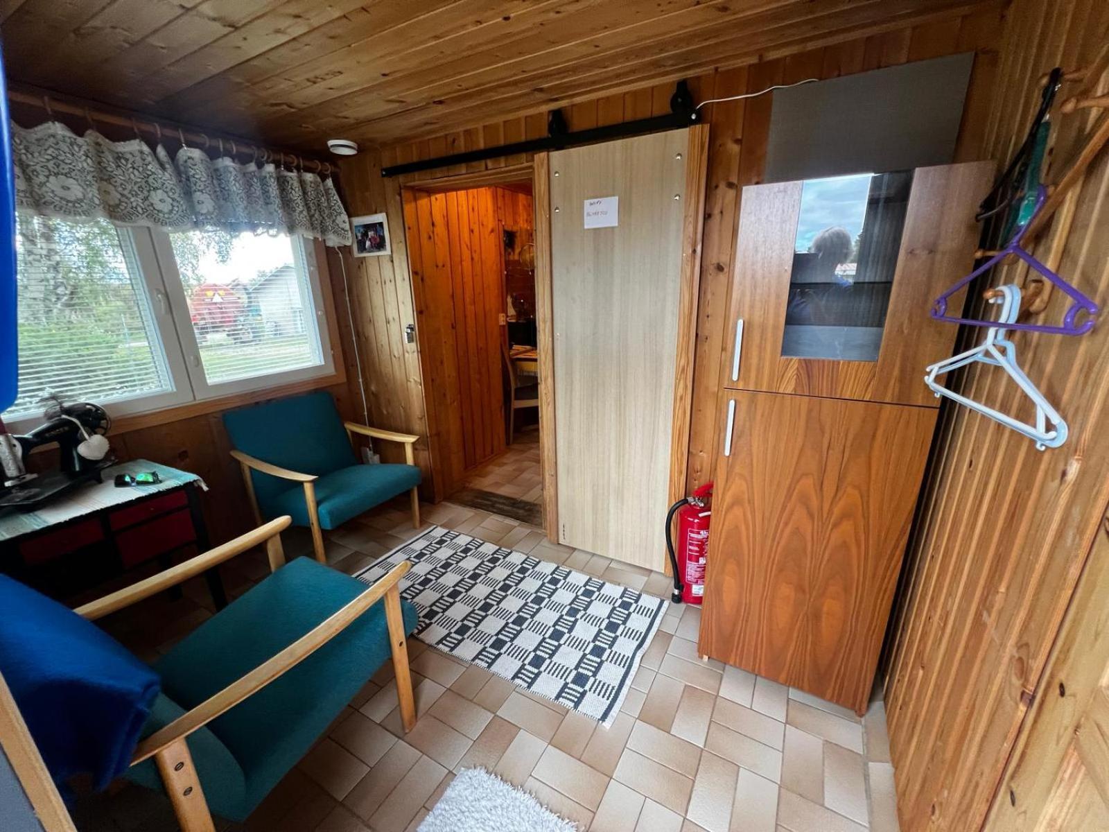 Adorable 1-Bedroom Cottage/Guesthouse In Kittilae Екстериор снимка